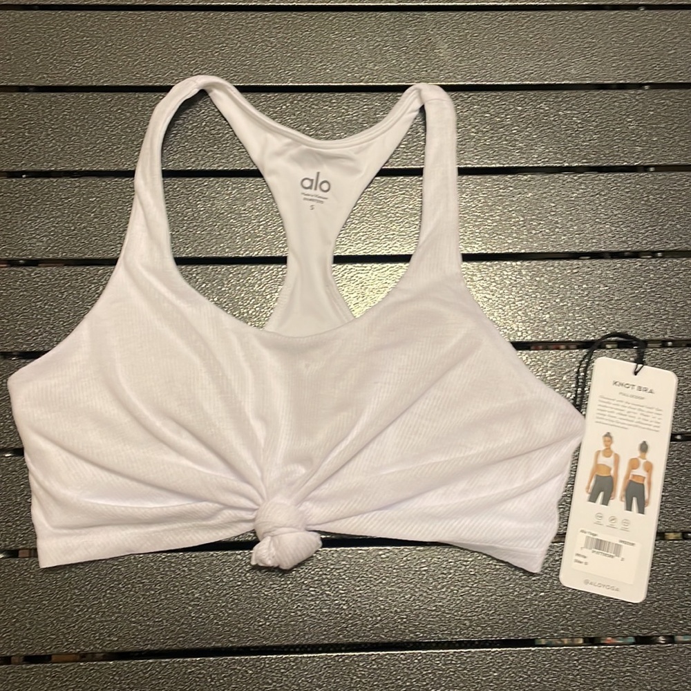 ALO Yoga White Size Small Bra/Top